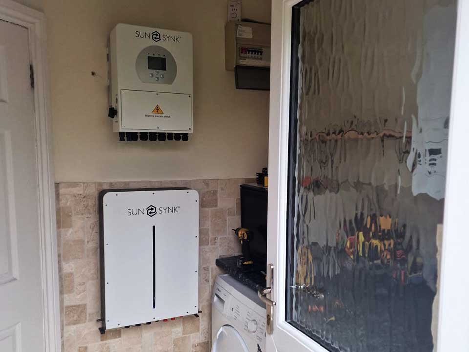 sunsynk inverter and sunsynk battery installation